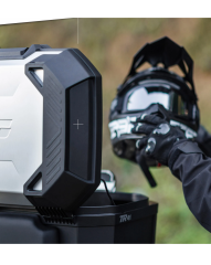 Shad TR41 Terra Alüminyum Çanta (Siyah-Gümüş)