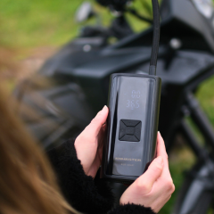 Knmaster LP100: 150 PSI Dijital Göstergeli Şarjlı Hava Pompası