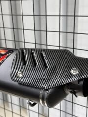 Akrapovic Black Carbon Detail Motosiklet Performans Egzozu
