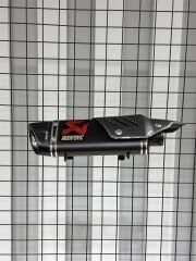 Akrapovic Black Carbon Detail Motosiklet Performans Egzozu
